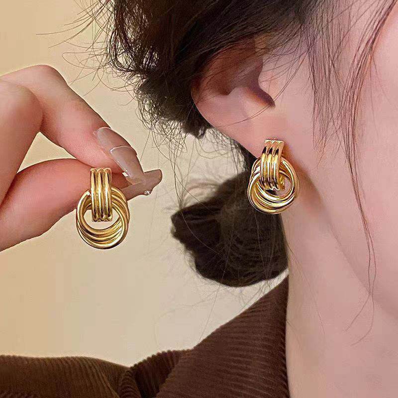 Boucles d'oreilles créoles multicouches pour femme