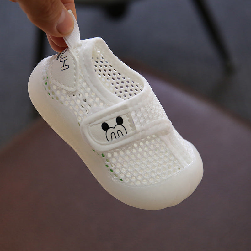 Chaussures antidérapantes en maille pour bébé