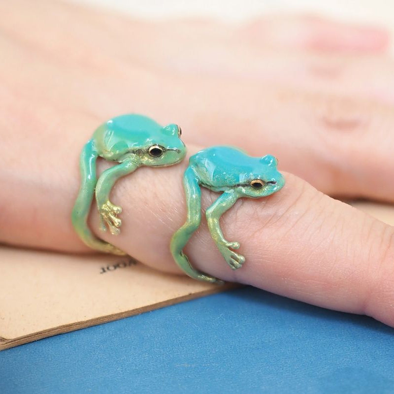 Bague et boucles d'oreilles mignonnes avec grenouille arboricole