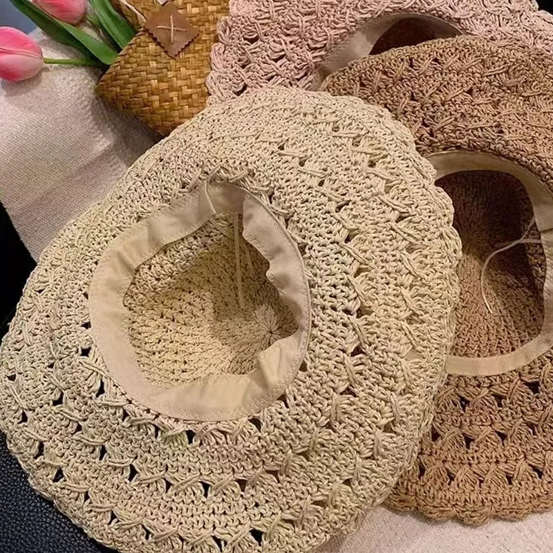 Elégant chapeau de paille en crochet avec volants