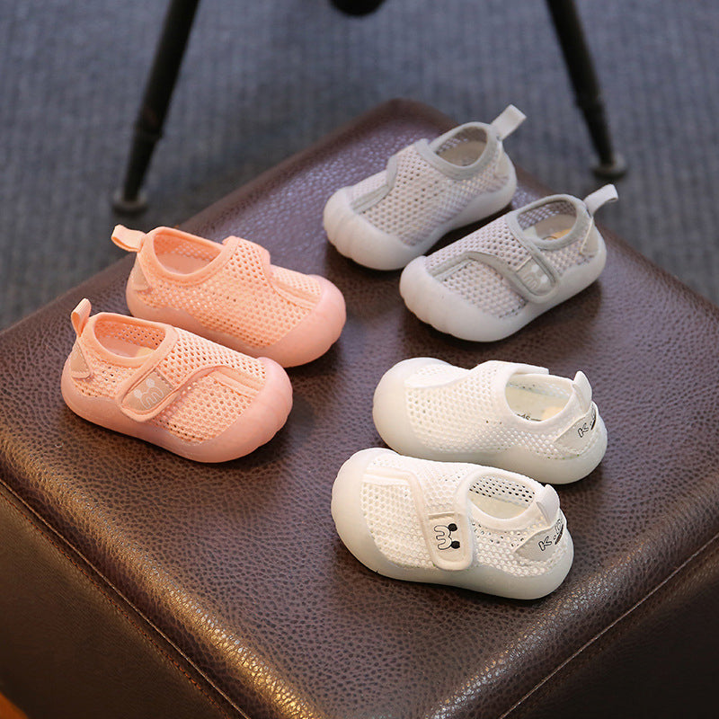 Chaussures antidérapantes en maille pour bébé