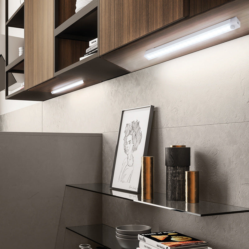 Lumière sans fil LED sous armoire