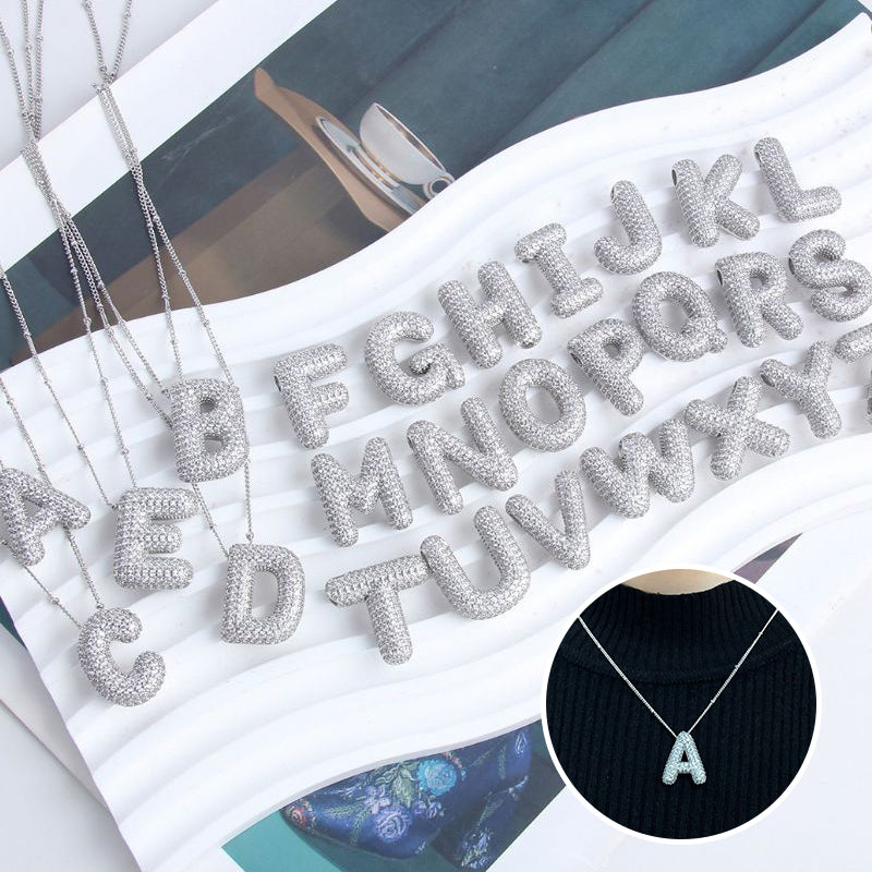 Collier Pendentif en Diamant avec Alphabet